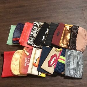17 mini makeup bags.